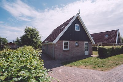 Huizen en groepskamer, bij natuurreservaat