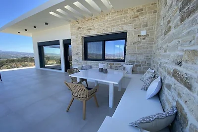 Villa in Kamilari mit Schwimmbecken