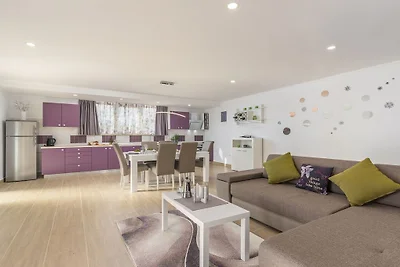 Holiday apartment with 2 bedrooms