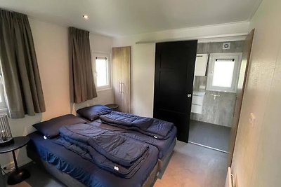 Modern chalet met 2 badkamers, nabij De...