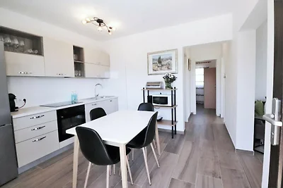 Ferienwohnung auf Čiovo mit großem Balkon