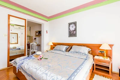 Apartments Nicol - Studio with Terrace