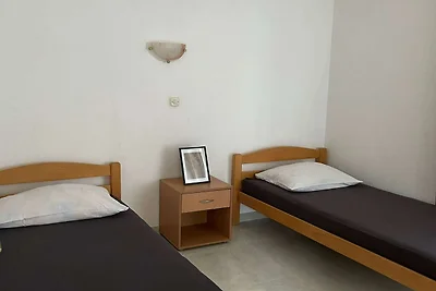 Apartments Adriana - One bedroom apartment Ru...