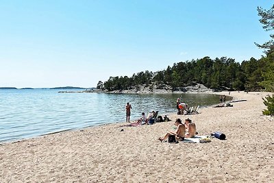 8 Personen Ferienhaus in INGARÖ