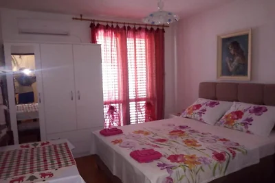 One Bedroom Apartment with Balcony and Sea...