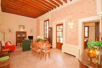 Villa in Llubá in der Nähe des Strandes Playa...