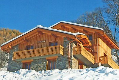 Modernes Chalet mit Balkon