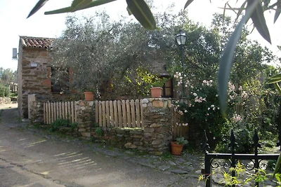 Moderna casa di campagna con piscina