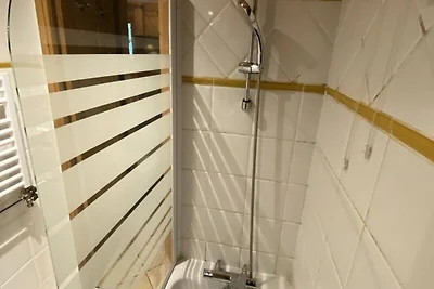 Apartment in Méribel mit Innenpool