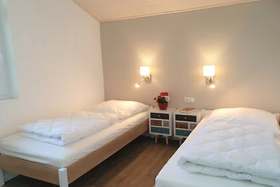 Ferienhaus mit Sauna im Ferienpark Mirow