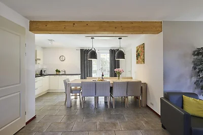 Leuke villa met sauna in Limburg