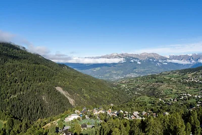 Wohnung in Les Orres mit Blick auf das Tal