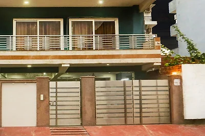 Hotel O Subhash Chowk