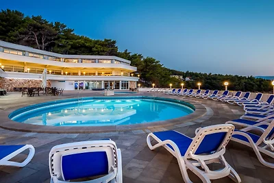 Strandresort-Suite in Jelsa