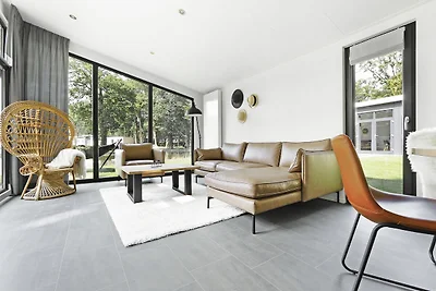 Modernes Chalet mit Smart TV, direkt am Wald