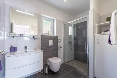 Villa Blue Sky - Three Bedroom Villa with...