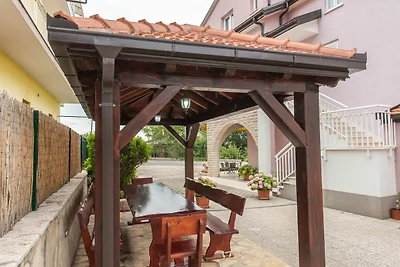 Schöne Wohnung in Imotski mit Balkon