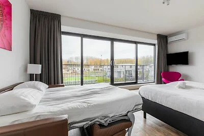 Gloednieuwe luxe villa