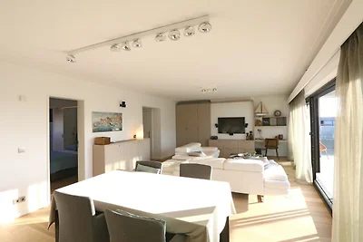 Schöne Reihenwohnung mit Meerblick