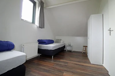 Bungalow luminoso in un tranquillo parco