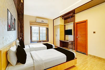 Super Townhouse Indiranagar