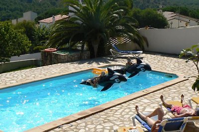 Moderna casa vacanze a L'Escala, con piscina...