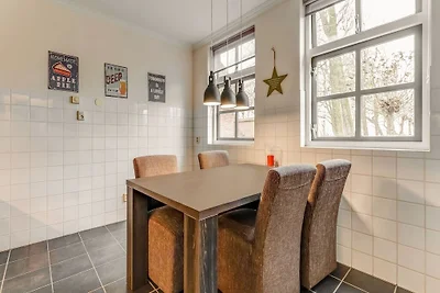 Stimmungsvolle Wohnung in Strandnähe