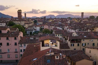 Attraktive Wohnung in Lucca mit Terrasse