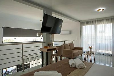 Private Villa mit Pool und Terrasse