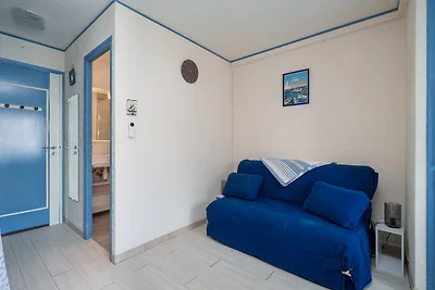 Modern appartement in de buurt van Mole