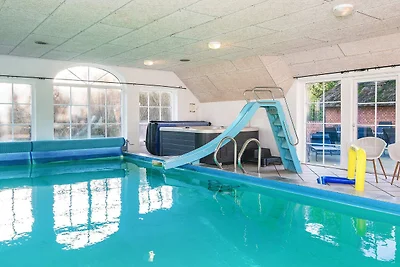 Luxuriöses Refugium mit Pool
