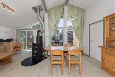 Ferienhaus mit Sauna im Ferienpark Mirow