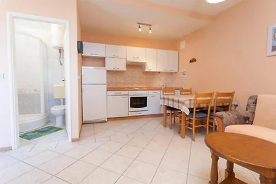 Summerheaven Apartments - One Bedroom Apartme...