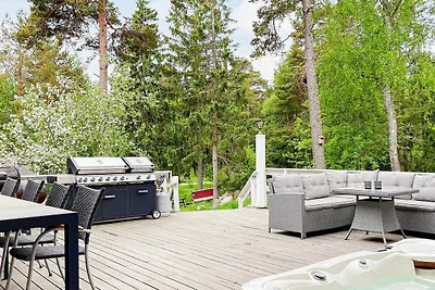 4 Sterne Ferienhaus in VÄDDÖ-By Traum