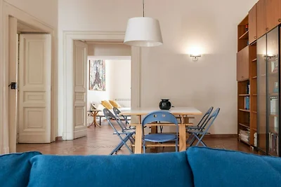 Apartamento en Nápoles con parking