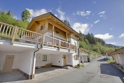 Deluxe-Chalet mit Pool in Königsleiten