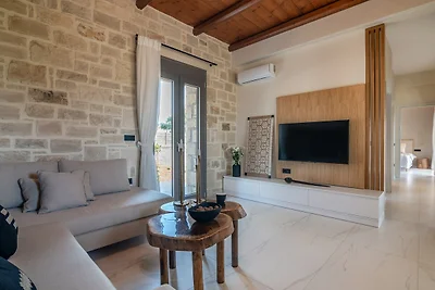 Villa in Prinos mit Pool & Strandnähe