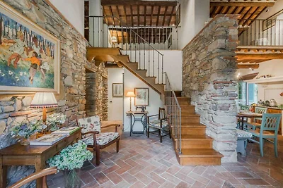 Villa in Toscana vicino Lucca con Piscina