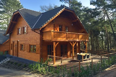 Casa vacanze in legno vicino a...