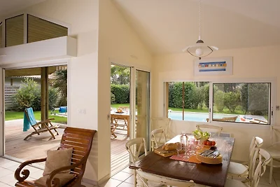 Villa mit privatem Schwimmbad vom Atlantik
