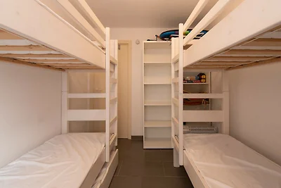 Schöne Wohnung mit Terrasse und Meerblick