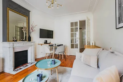 Charmante Wohnung mit Balkon -2BR-4P-...