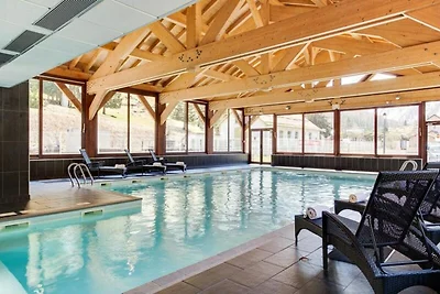 Apartment in Vallorcine mit beheiztem Pool