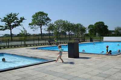 Chalet con Giardino in Stile Zaan