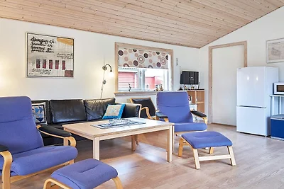 Refugio moderno junto al campo de golf -- By ...