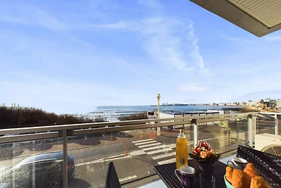 Appartement in Les Sables met uitzicht op zee