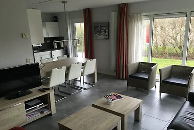Bungalow sul lungomare con molo privato