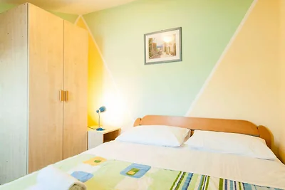Cozy Apartments in Zadar with Sea and Mountai...