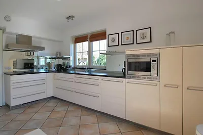 Luxuriöse Strandvilla in Makkum mit Sauna