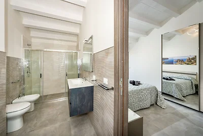 Elegante villa con piscina privata e vista...